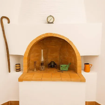 Charming White House Retreat With Balcony In Paros Lefkes شقة *