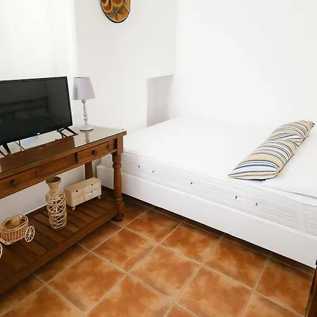 شقة Charming White House Retreat With Balcony In Paros Lefkes